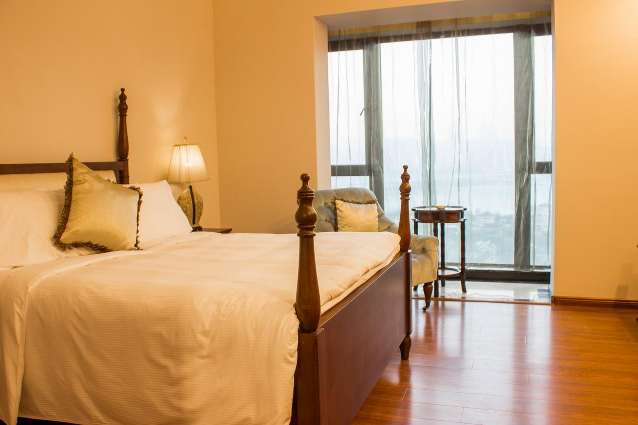Ramada Plaza By Wyndham Fuzhou South Hotel Exterior photo